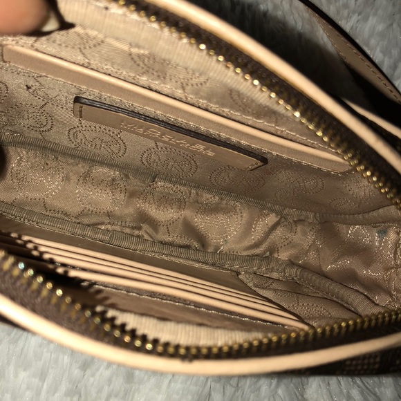 Small Crossbody Purse - Picture 3 of 5